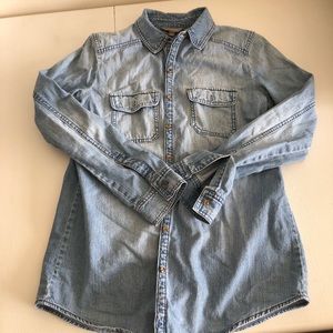 Rubbish Light Denim Long Sleeve Button Down Size S